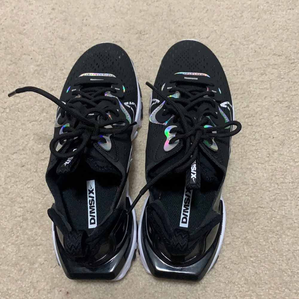 Nike Black Athletic Shoes with Iridescent Accents